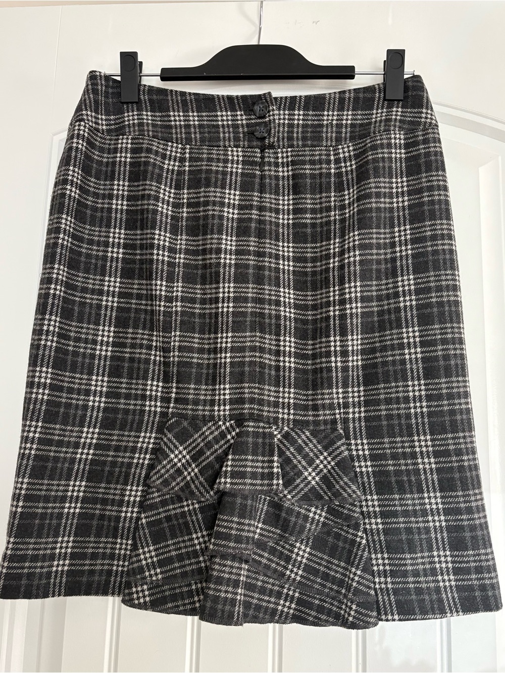 Banana Republic - Plaid A-Line Skirt - Picture 2 of 4
